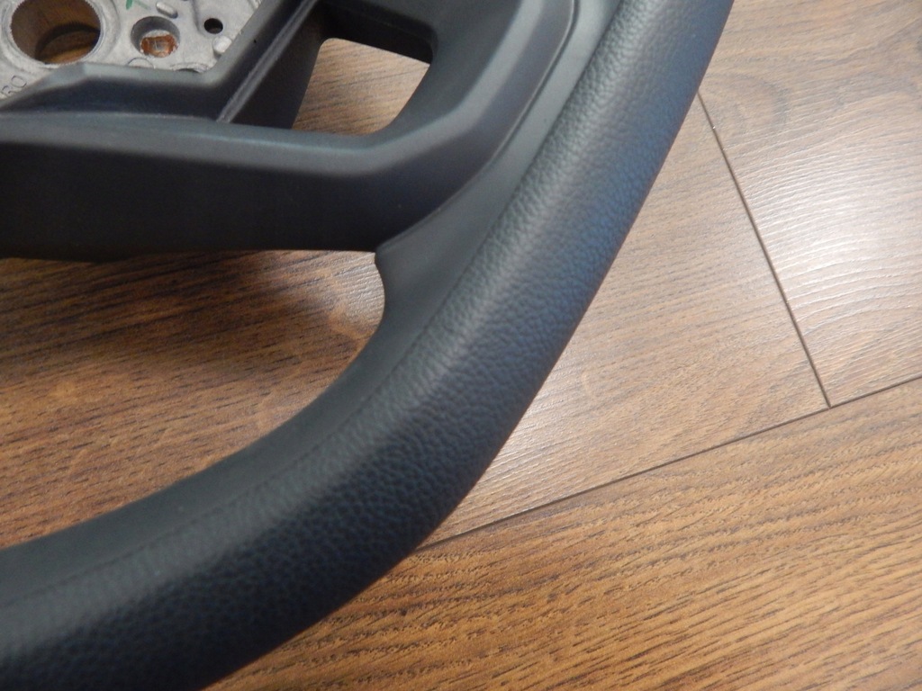 фото №9, Vw caddy 2k7 - воздуховод