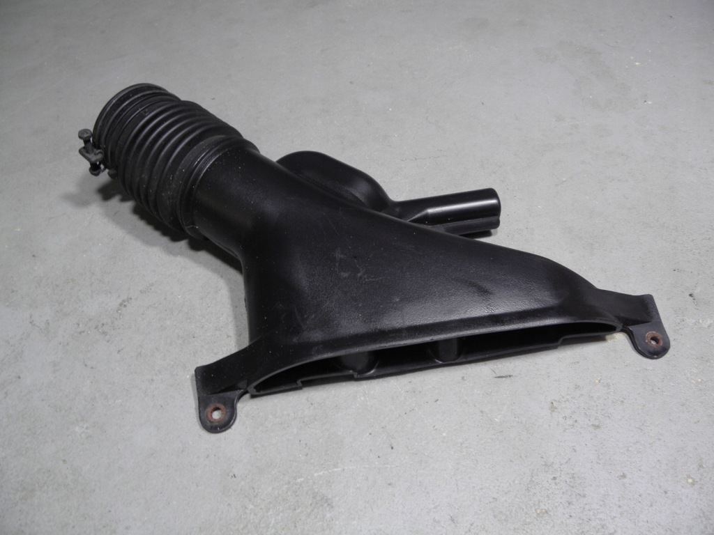 Купити Lexus rx 3.3 // шланг повітрозабірник повітря 17751-20040