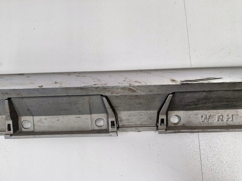 фото №8, Toyota matrix 2 ii e140 накладка молдинг порог порог правая 1f7 75850-02010