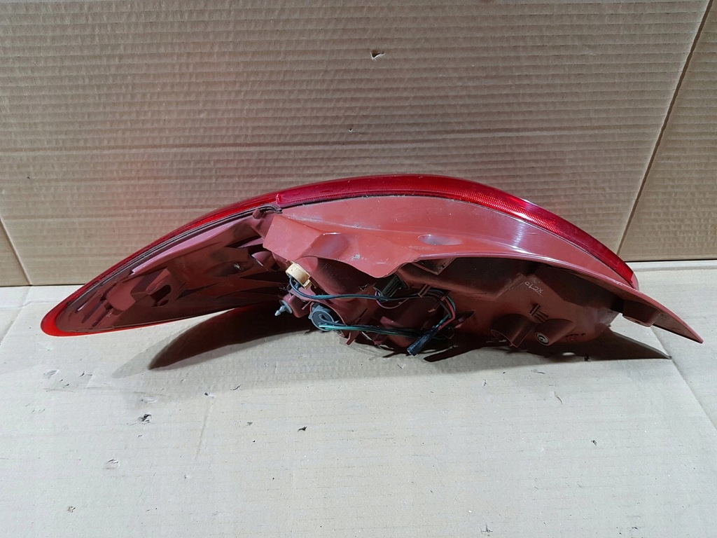 фото №11, Mazda 2 ii 08- лампа правая левая задняя задняя