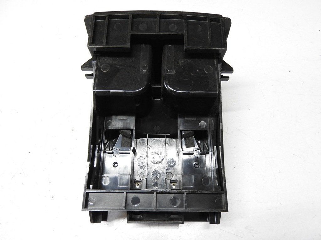 фото №5, Nissan x-trail t31 08-13 кронштейн na напитки 96965jg00a