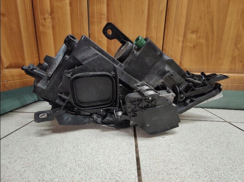 фото №14, Лампа передняя перед lancia delta iii линза led