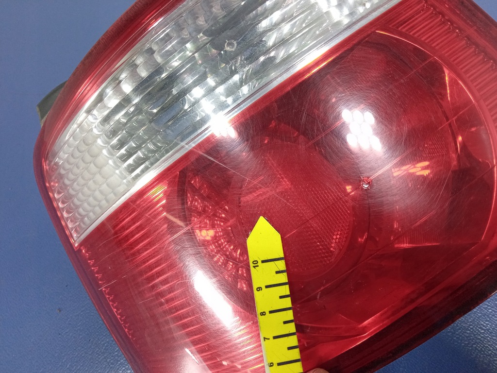 фото №10, Kia carens ii лампа задняя левая наружная