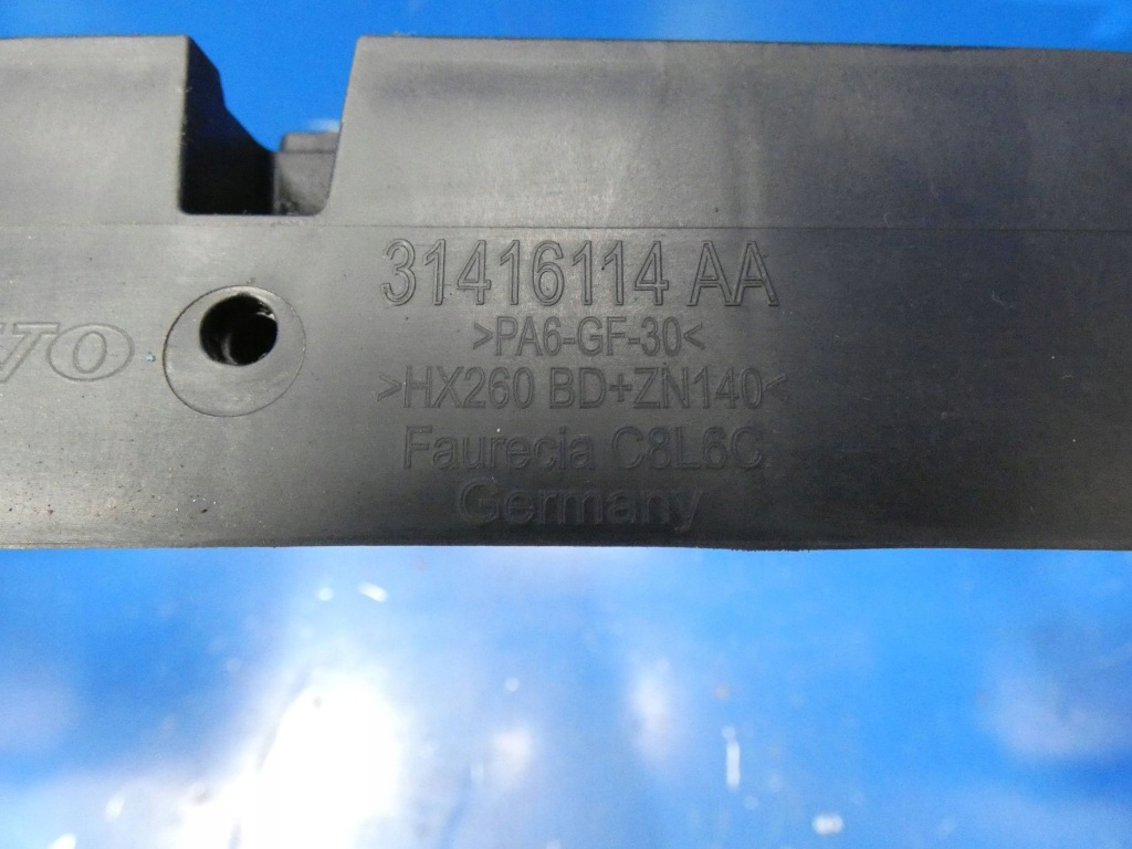 фото №5, Volvo s60 ii v60 lift pas передний усилитель передний