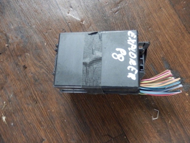 фото №1, Ford explorer ii 98 4.0 коробка запобіжників