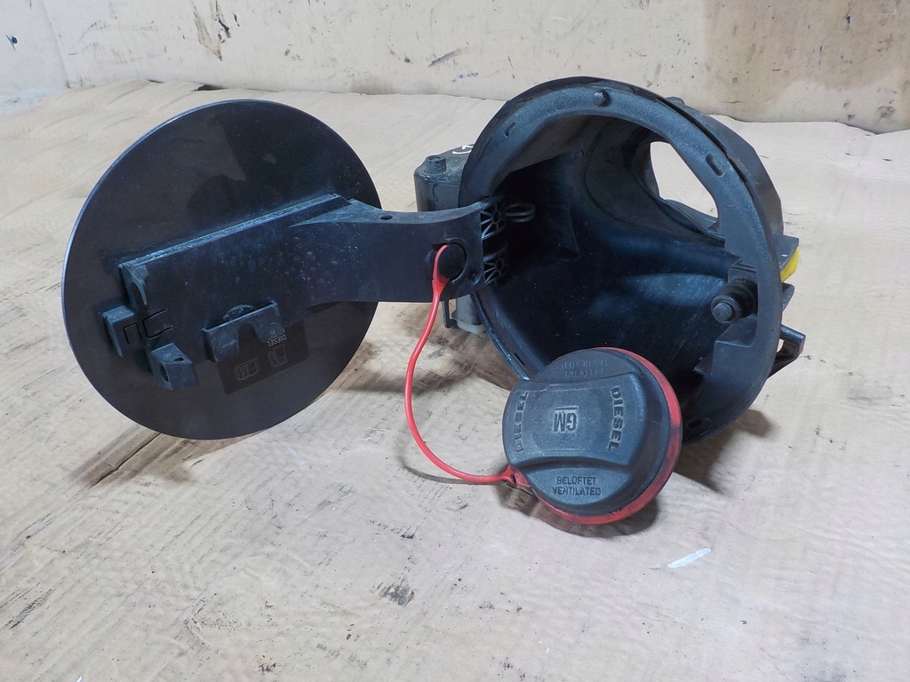 фото №2, Insignia кришка заливної пального 13501151