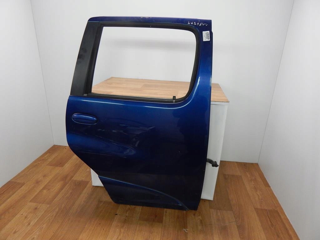 фото №1, Toyota yaris verso дверь задние правое