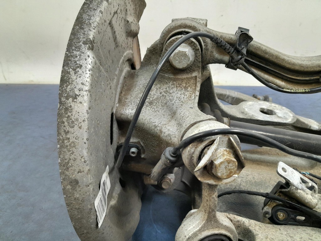 Bmw 5 f10 f11 2.0 d поворотний кулак привідний вал задні права Оригінал