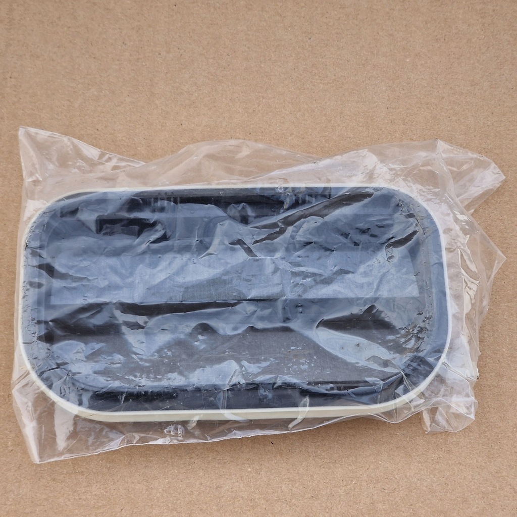 фото №5, Vw caddy 3 iii touareg решётка wentylacujna задняя 7lo819181