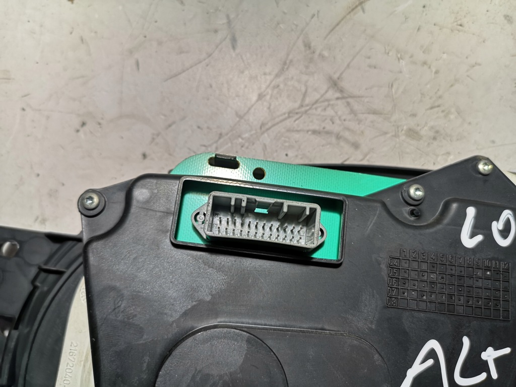 фото №5, Счетчик приборы dacia logan 1.5 dci 8200752820