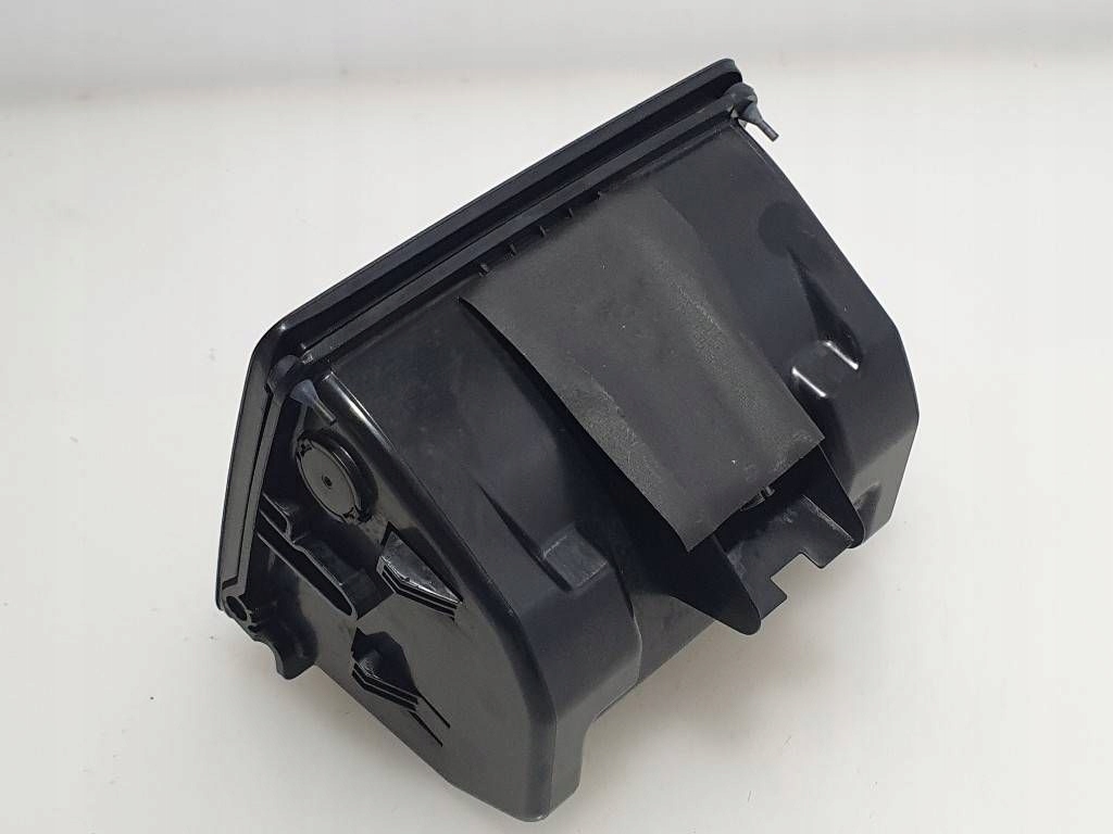 Купити Skoda octavia mk3 5e 2016 попільничка задня бардачок тунель 5e0863284b