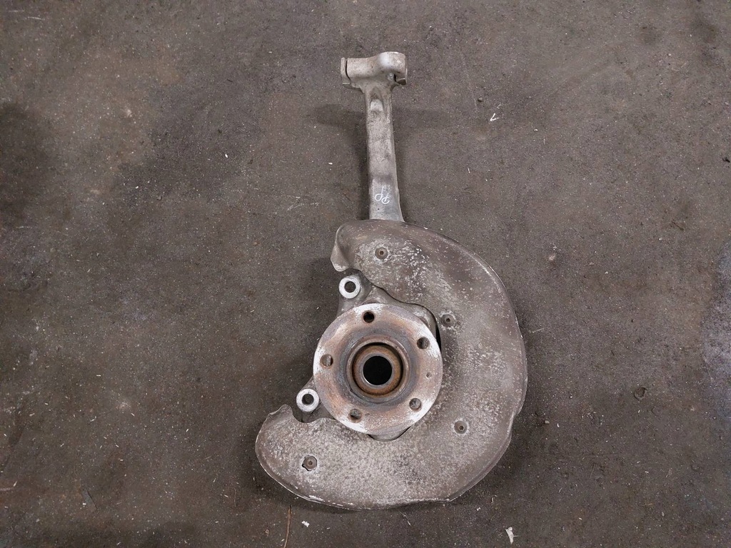 фото №1, Ступица поворотный кулак правый перед audi q5 8r 3.2 fsi