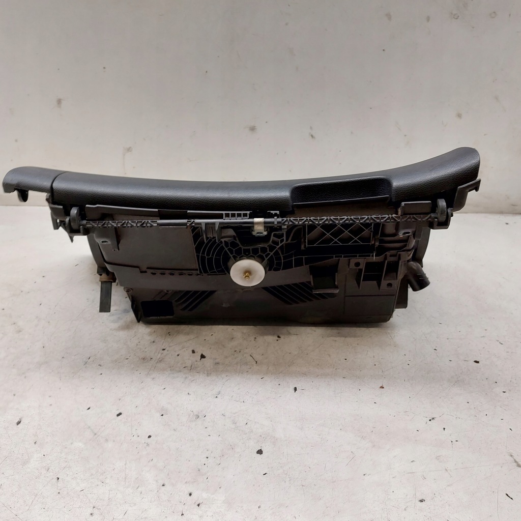 фото №5, Skoda octavia ii 2 kombi rs бардачок пассажира