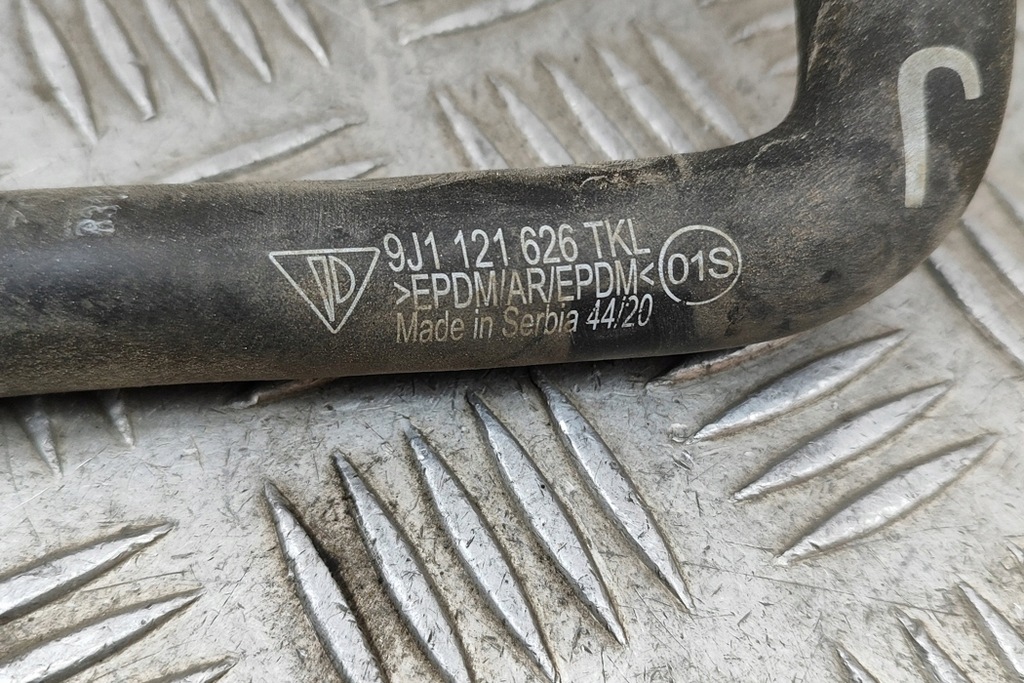 фото №6, Audi e-tron gt шланг wąż радіатора 9j1121626 електрика 350kw 2022 235