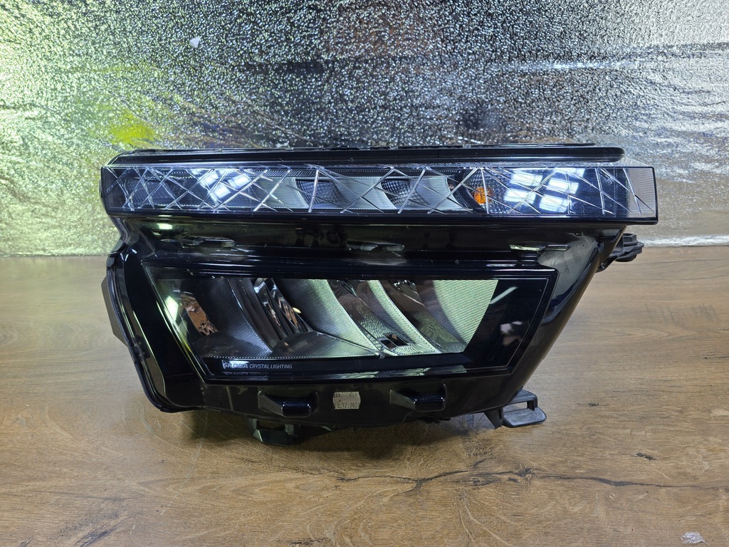 фото №1, Skoda kamiq лампа перед передняя правая 658941016