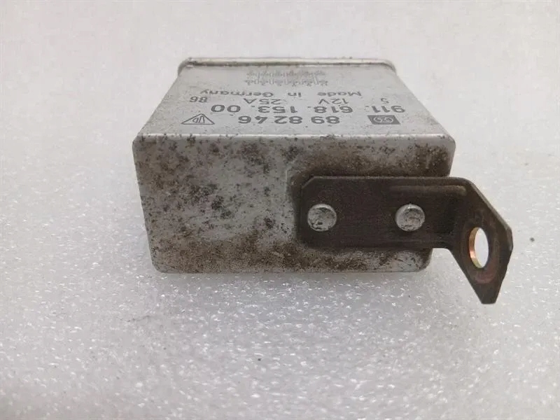 Porsche 911 carrera 3.2 1984-1989 модуль 91161815300 ecu реле- Недорого