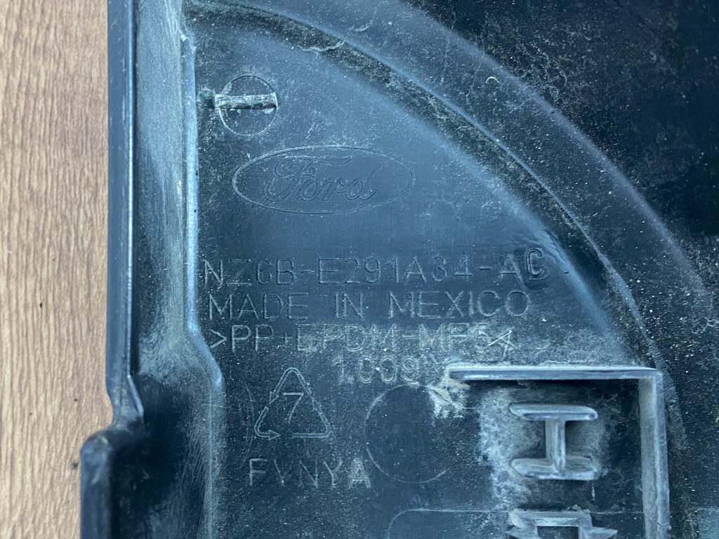 фото №10, Молдинг накладка боковая кузов правая ford maverick 2022+ usa