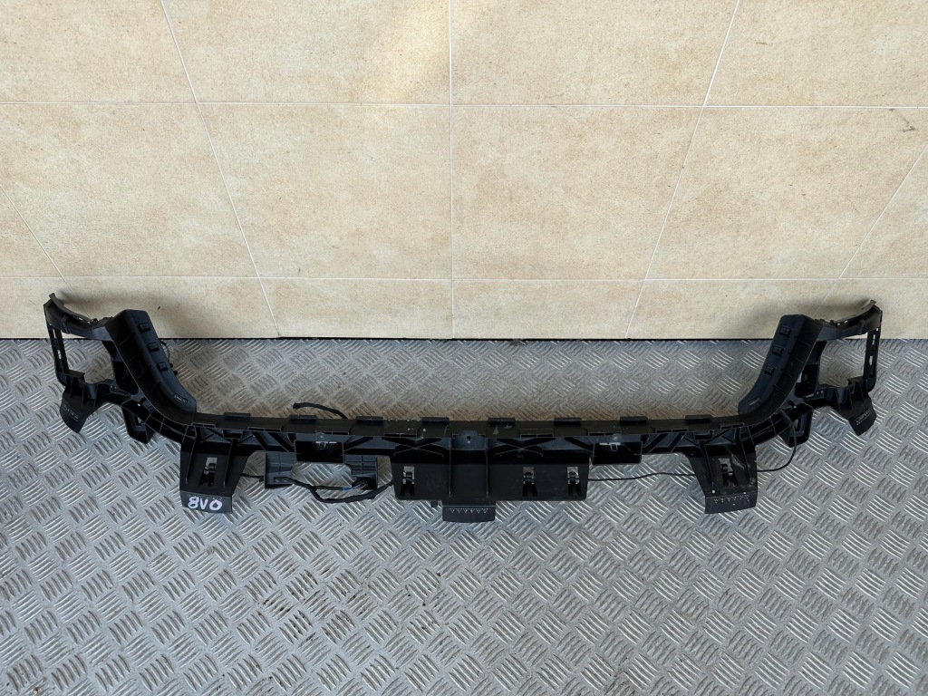 фото №1, Напрямна бампера заднього audi a3 8v4807385e