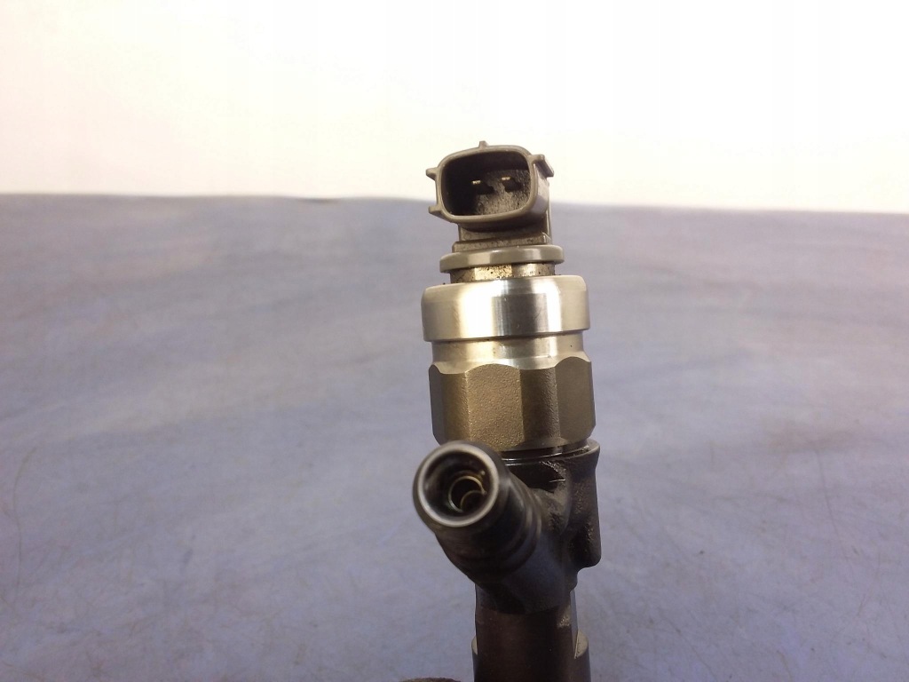 фото №3, Subaru forester iii 2.0 d форсунка топлива denso