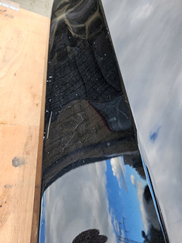 Tesla model y крило правий перед передній Доставка