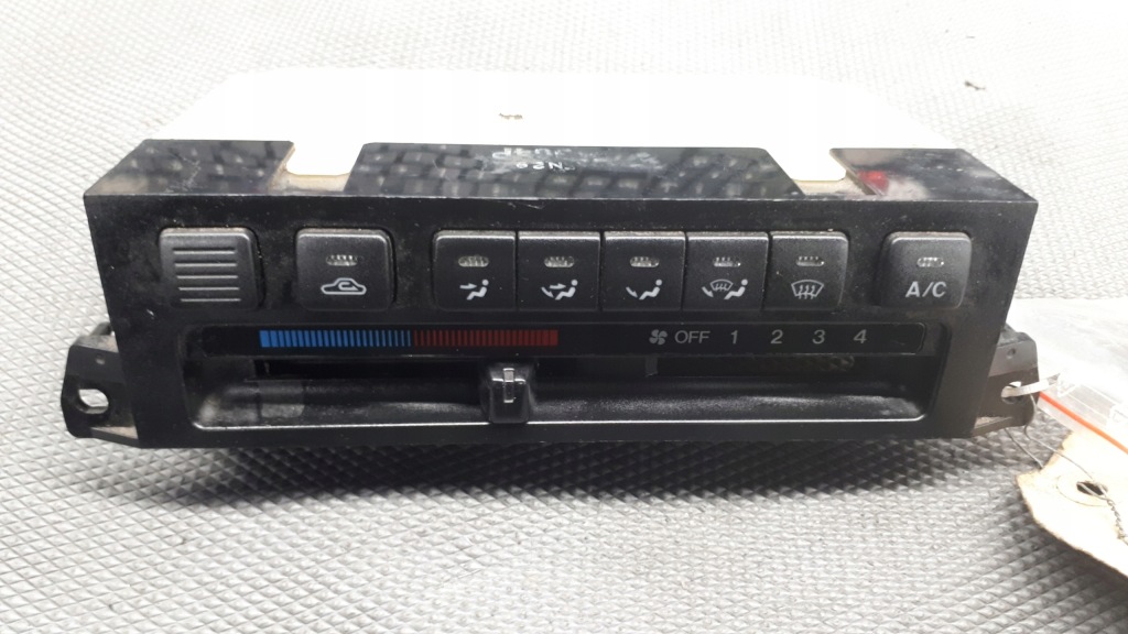 фото №1, Панель кондиционера mazda 6 i 2002-2008