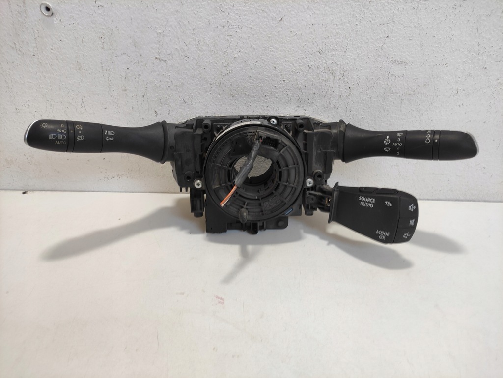 фото №1, Megane scenic iv переключатель комбинированный 255545857r