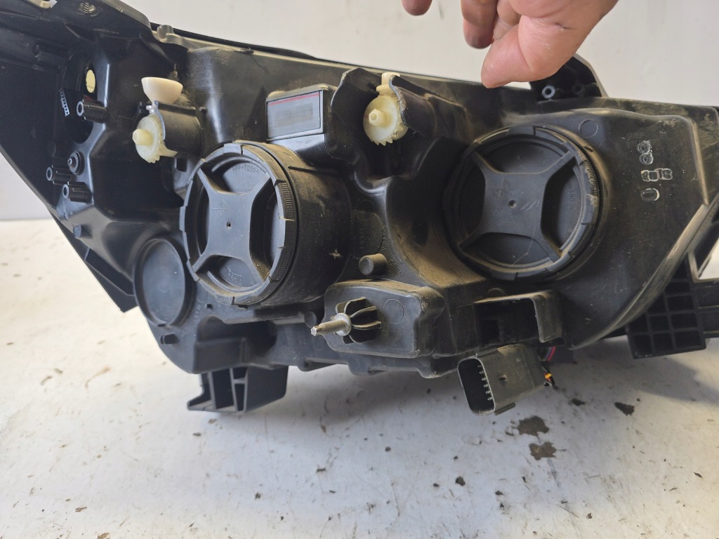 Opel mokka x фара фара левый перед левая обычная led европа 42673058 Оригинал