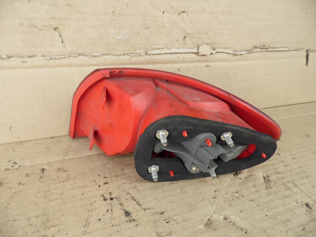 фото №3, Alfa romeo 147 лампа задняя левая