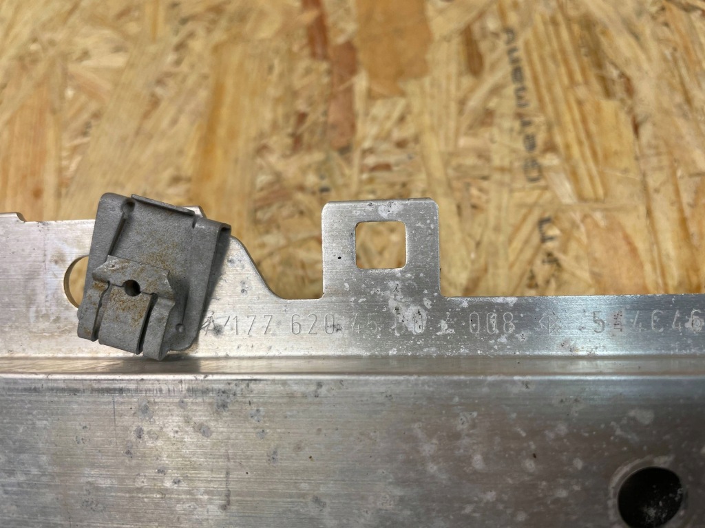 фото №15, Балка pod радиатор зона mercedes w177 w247 w118 a1776204500