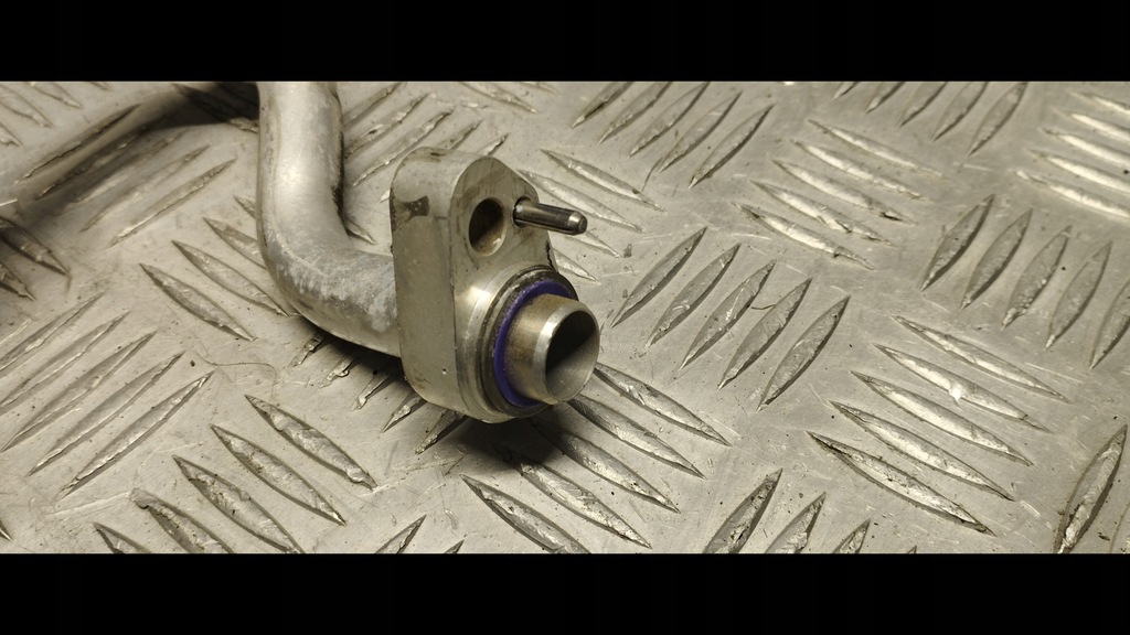 фото №2, Mercedes w206 трубка кондиционера a2068304900