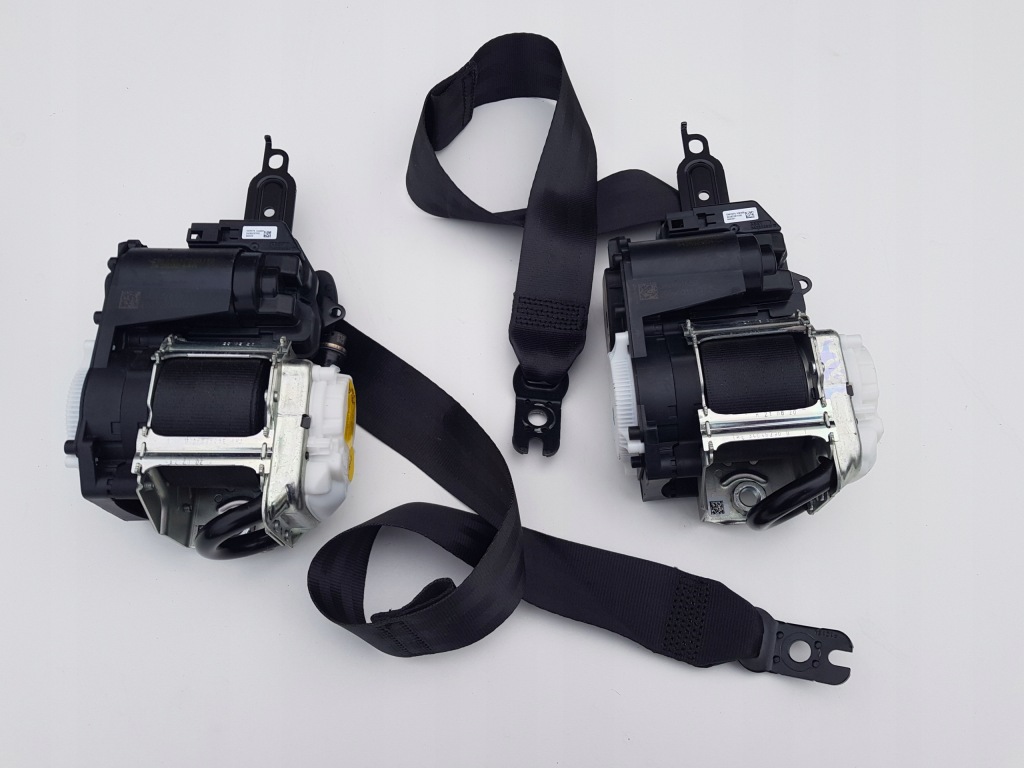 фото №1, Pas ремені безпеки audi a3 s3 8y0857705h