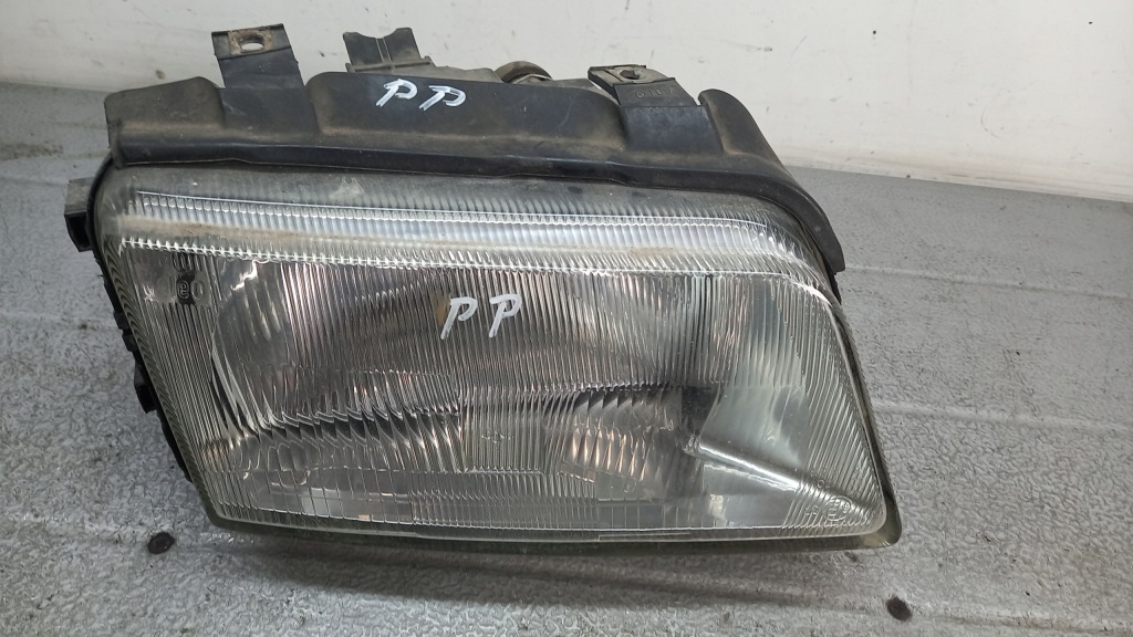 Купить Фара правый audi a4 b5 96r sedan