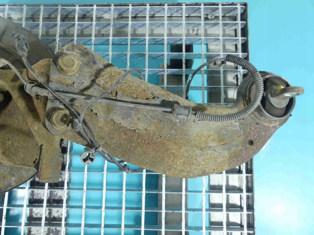 фото №8, Ступица колеса задняя левая поворотный кулак chevrolet malibu iv