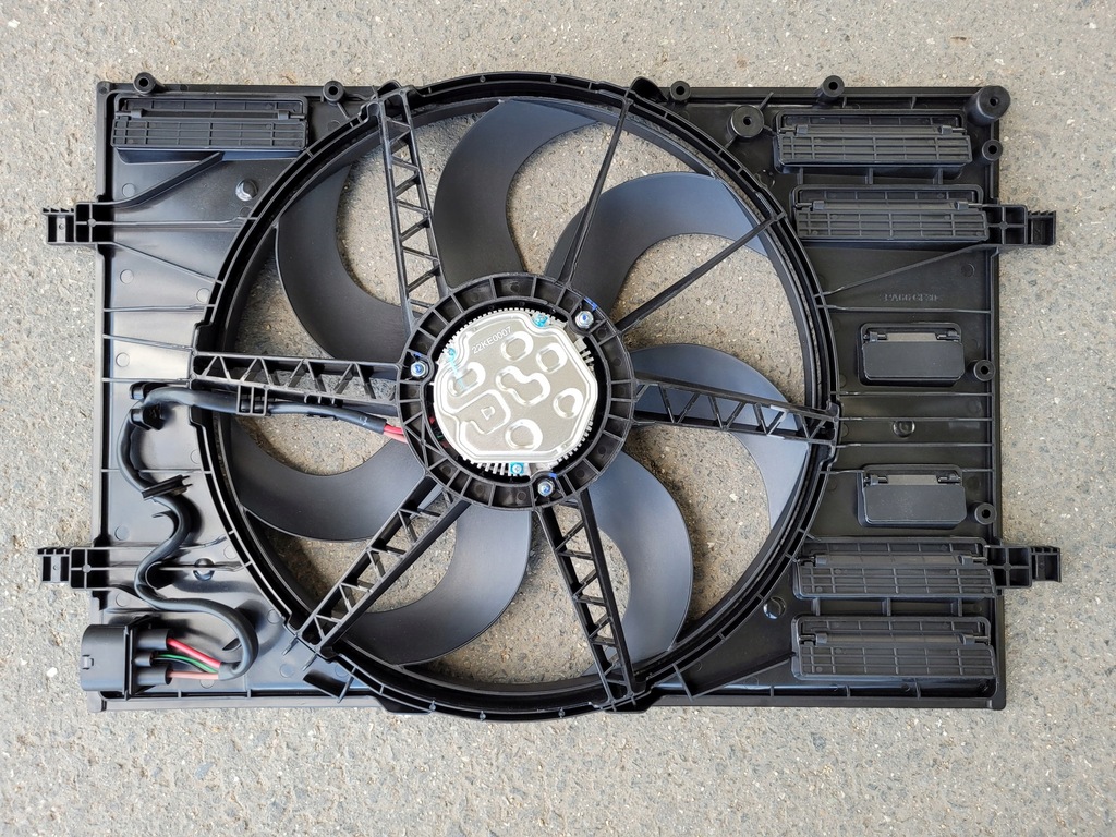 фото №1, Вентилятор vw arteon vw t-roc vw touran 5t