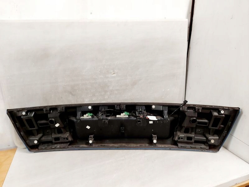 фото №10, C4 picasso i накладка крышки багажника задняя микровыключатель knyc 9682607977