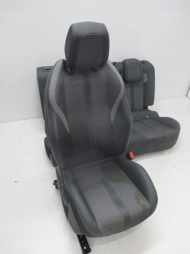 фото №12, Сиденья обивка pół кожа peugeot 308 iii t10 hb 22r