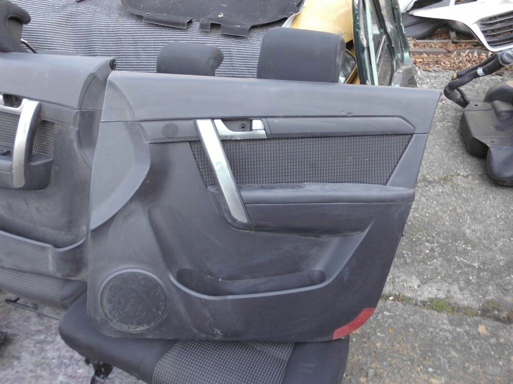 фото №9, Салон сидіння заднє сидіння 7 пасажирський chevrolet captiva