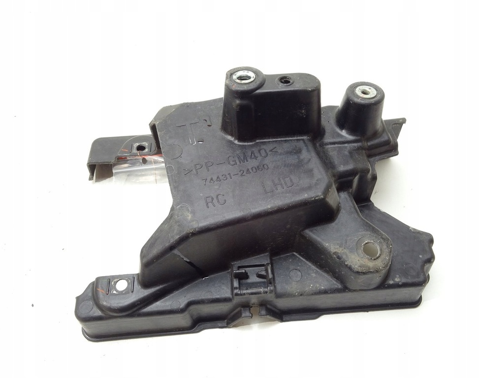 фото №1, Пластик монтажный кронштейн lexus rc f rcf 14-22