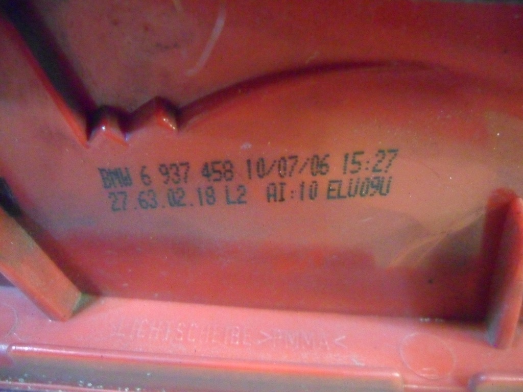 фото №11, Bmw 3 e90 sedan 6937458 led лампа права задня задня