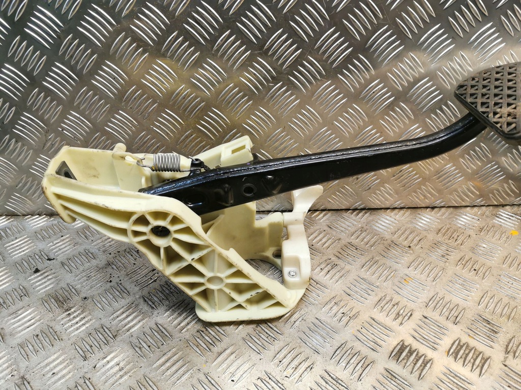 фото №1, Bmw 6 f12 f13 педаль тормоза