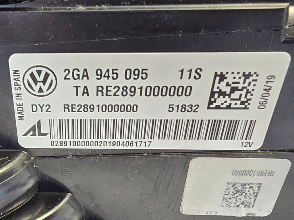 фото №10, Vw t-roc лампа левый задняя задняя левая oem 2ga945095