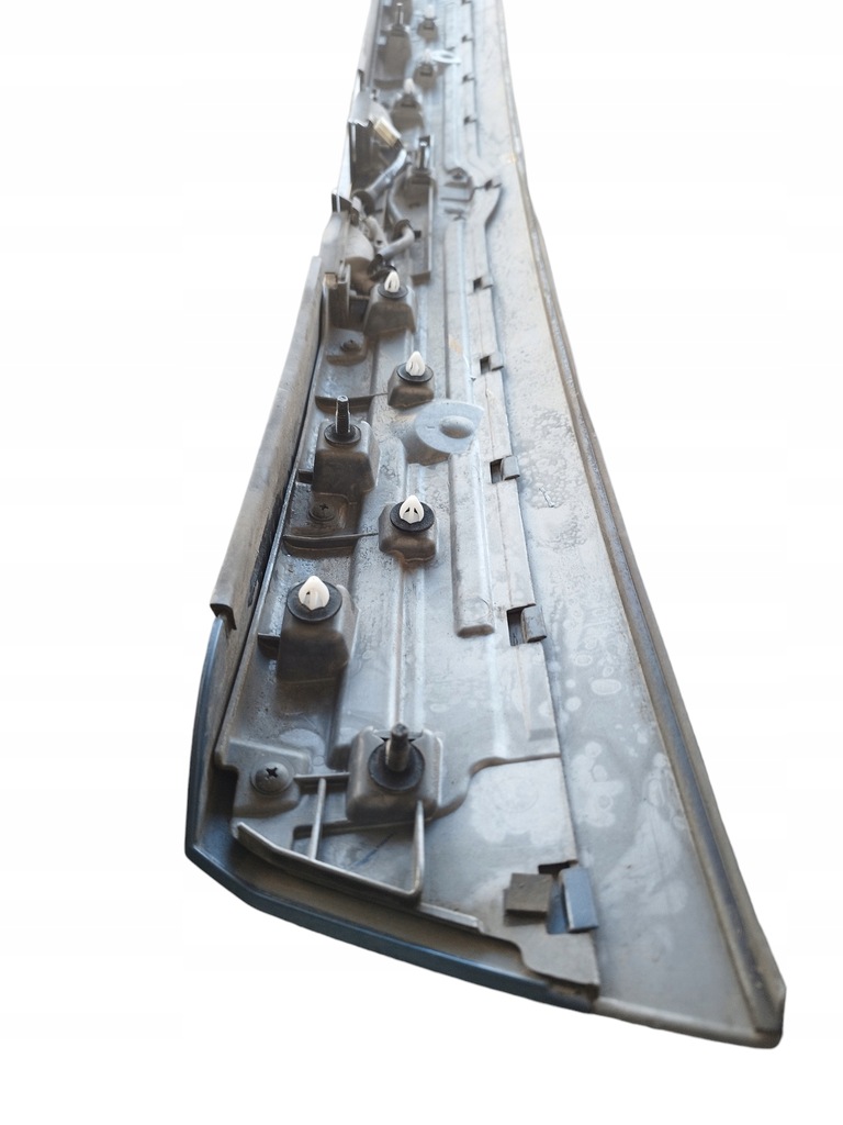 фото №7, Молдинг накладка крышки задняя forester ii 06-08r lift