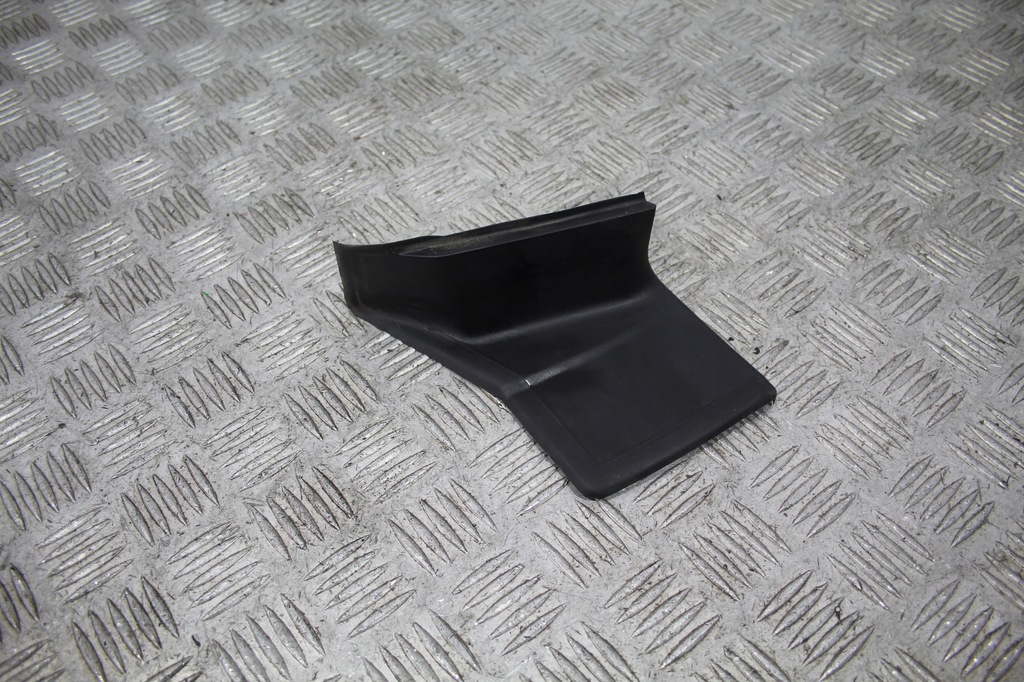 фото №1, Защита лампы левый задняя evoque ii 2 l551