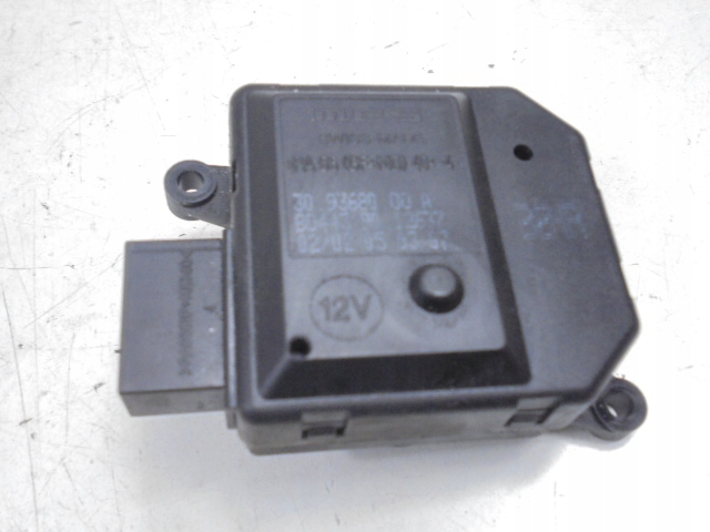 фото №11, Opel zafira b моторчик кришка обігрівача 309368000a