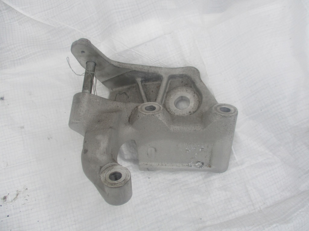 фото №1, Кронштейн двигателя volvo 2.0d d4 v60 s80 ii s60 ii v70
