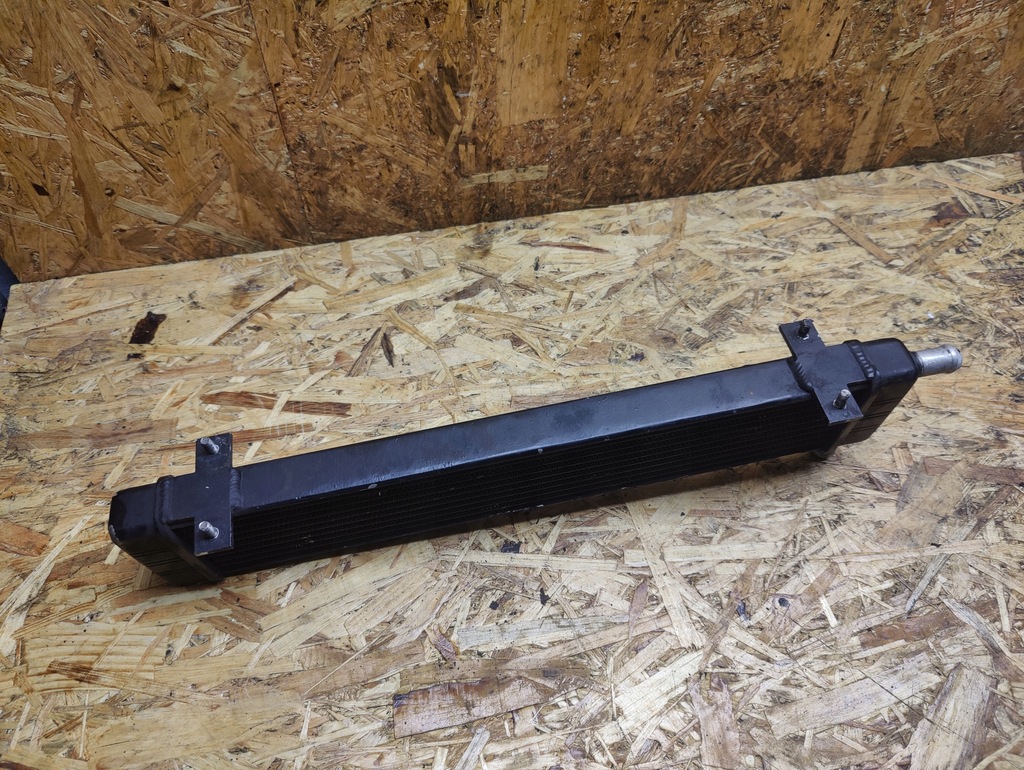 фото №9, Aston martin 4g43-445396-bb радіатор оливи