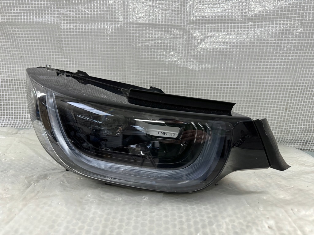 фото №1, Bmw i3 i01 lift правая лампа full led