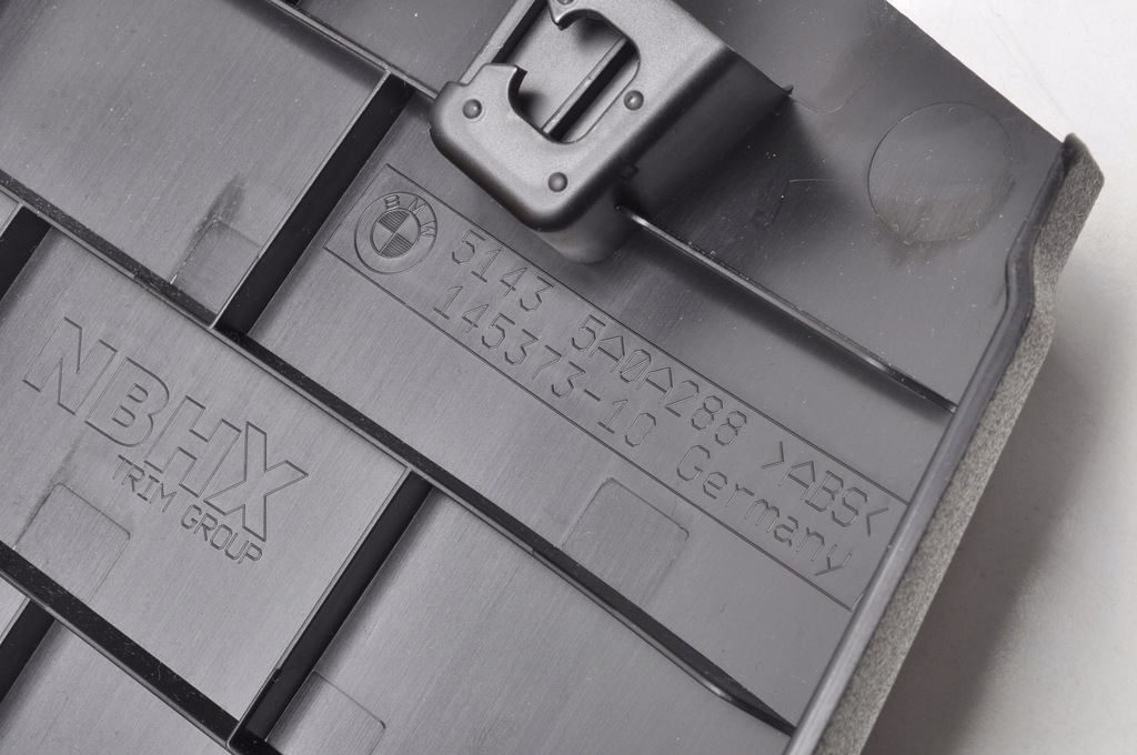 фото №7, Bmw 5 g60 защита стойка пластик 24r 5a0a288 5a36b92