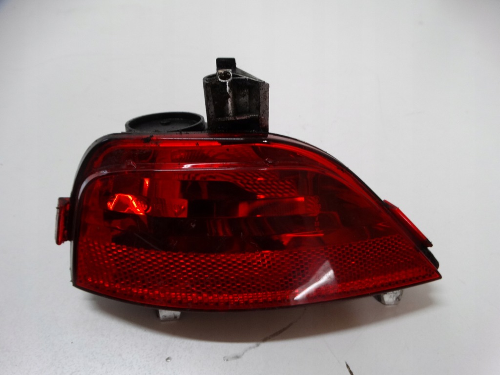 фото №1, Лампа правая задняя w бампере renault laguna iii