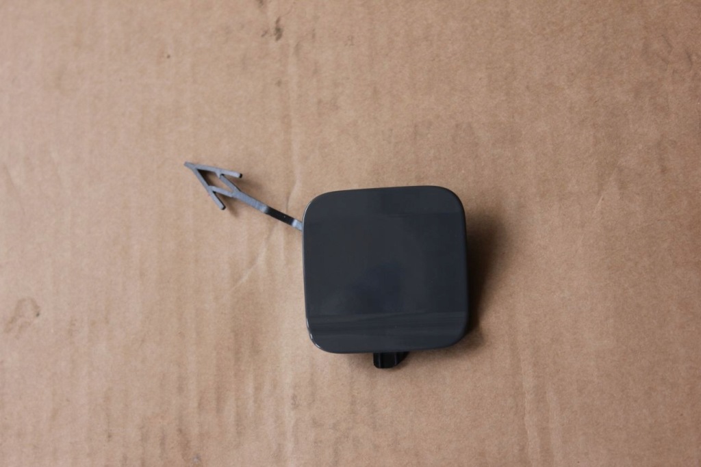 фото №1, Заглушка фаркоп бампер задняя vw t7 7t0807441a